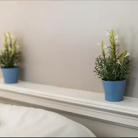New Georgian Self-catered At The Spire Apartament *