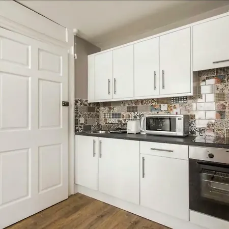 New Georgian Self-catered At The Spire Apartament *